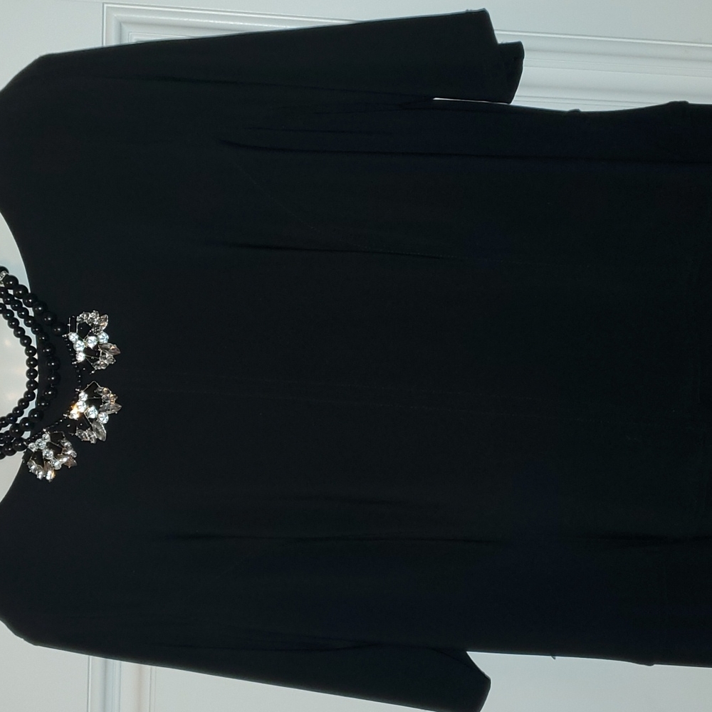 Anne Klein - Picture 4 of 8